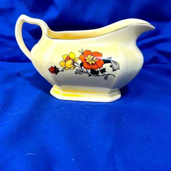 Vintage Limoges Warranted 18-K GoldTrimmed Floral Gravy boat - Picture 2 of 5